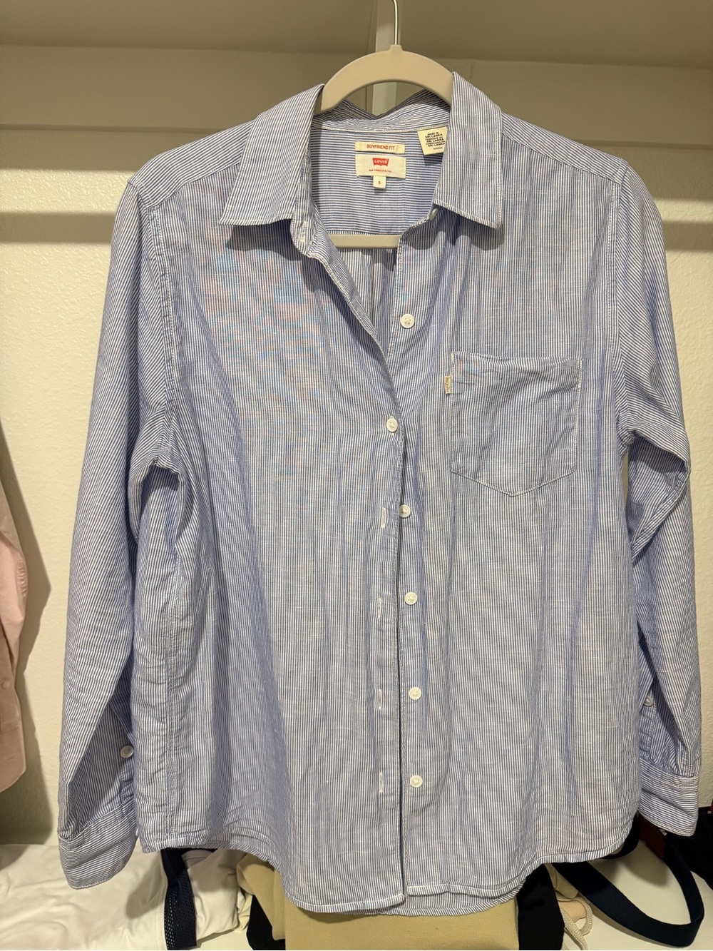 Women’s S Light Blue Pinstripe Button-Up Shirt from Levis’s
